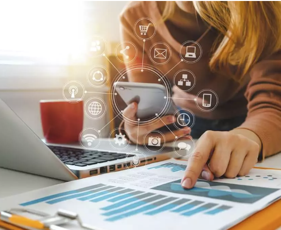 Como sair do caos e organizar marketing e vendas para crescer de verdade em 2025